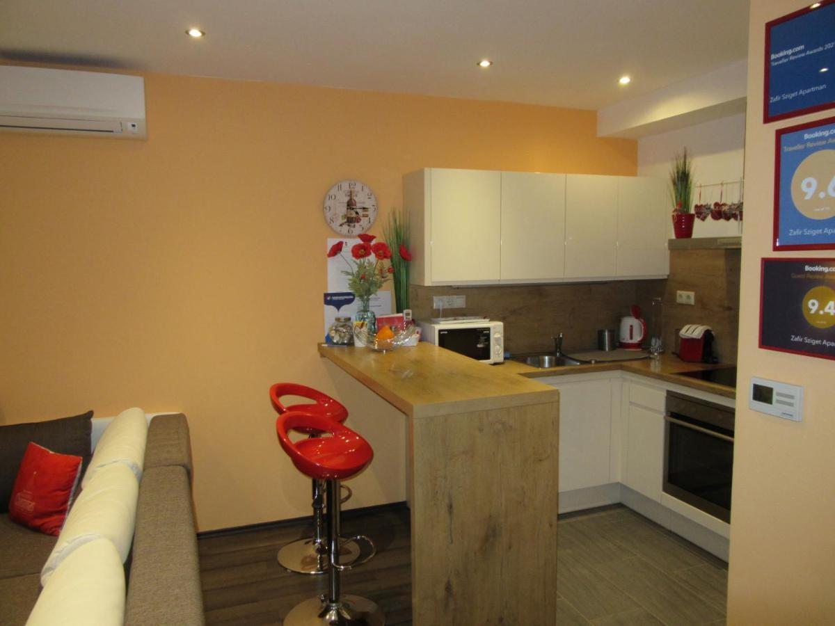 Zafir Sziget Apartman Sárvár Exteriör bild