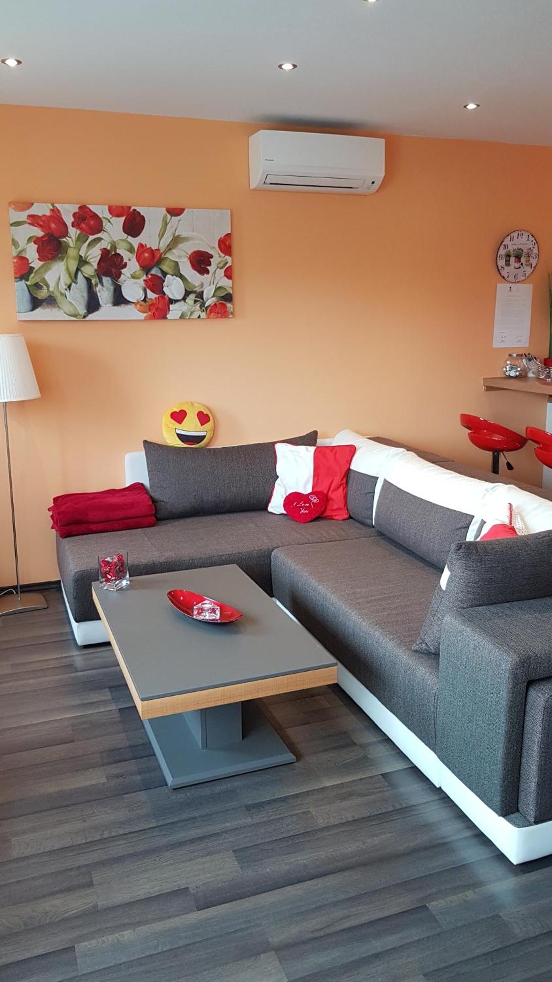 Zafir Sziget Apartman Sárvár Exteriör bild