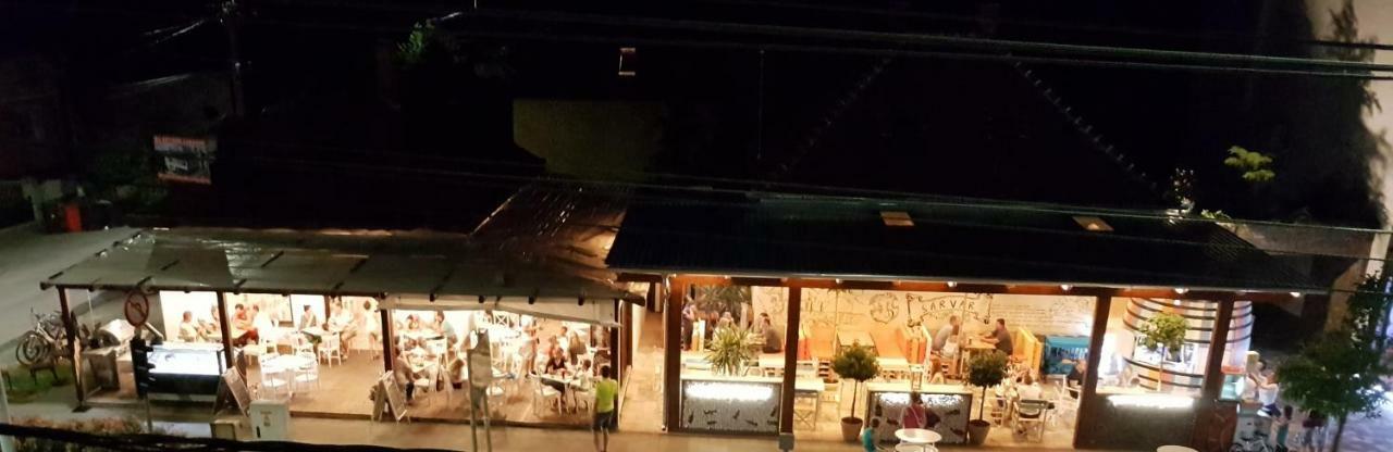 Zafir Sziget Apartman Sárvár Exteriör bild